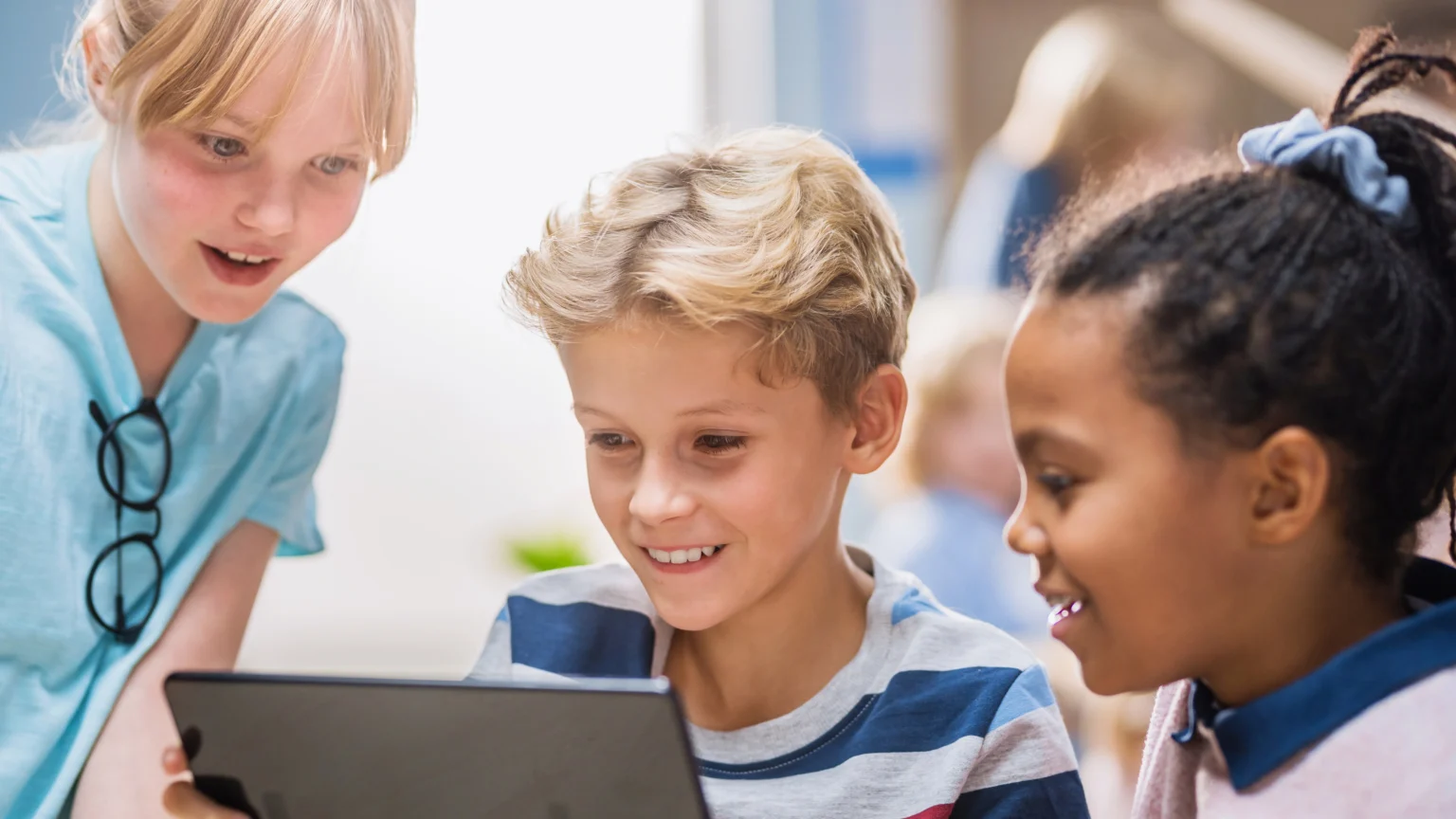 How to Choose the Right Coding, Robotics, or Esports Program for Your Child